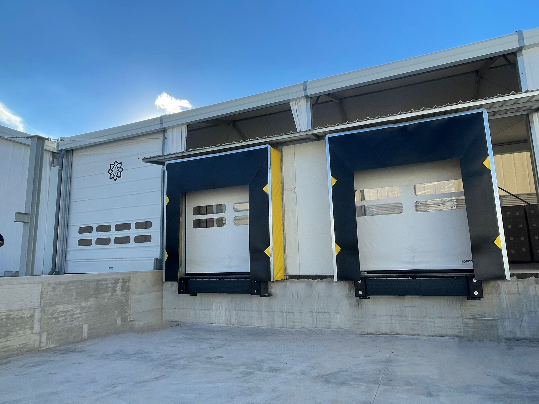 portone per capannone e porte rapide