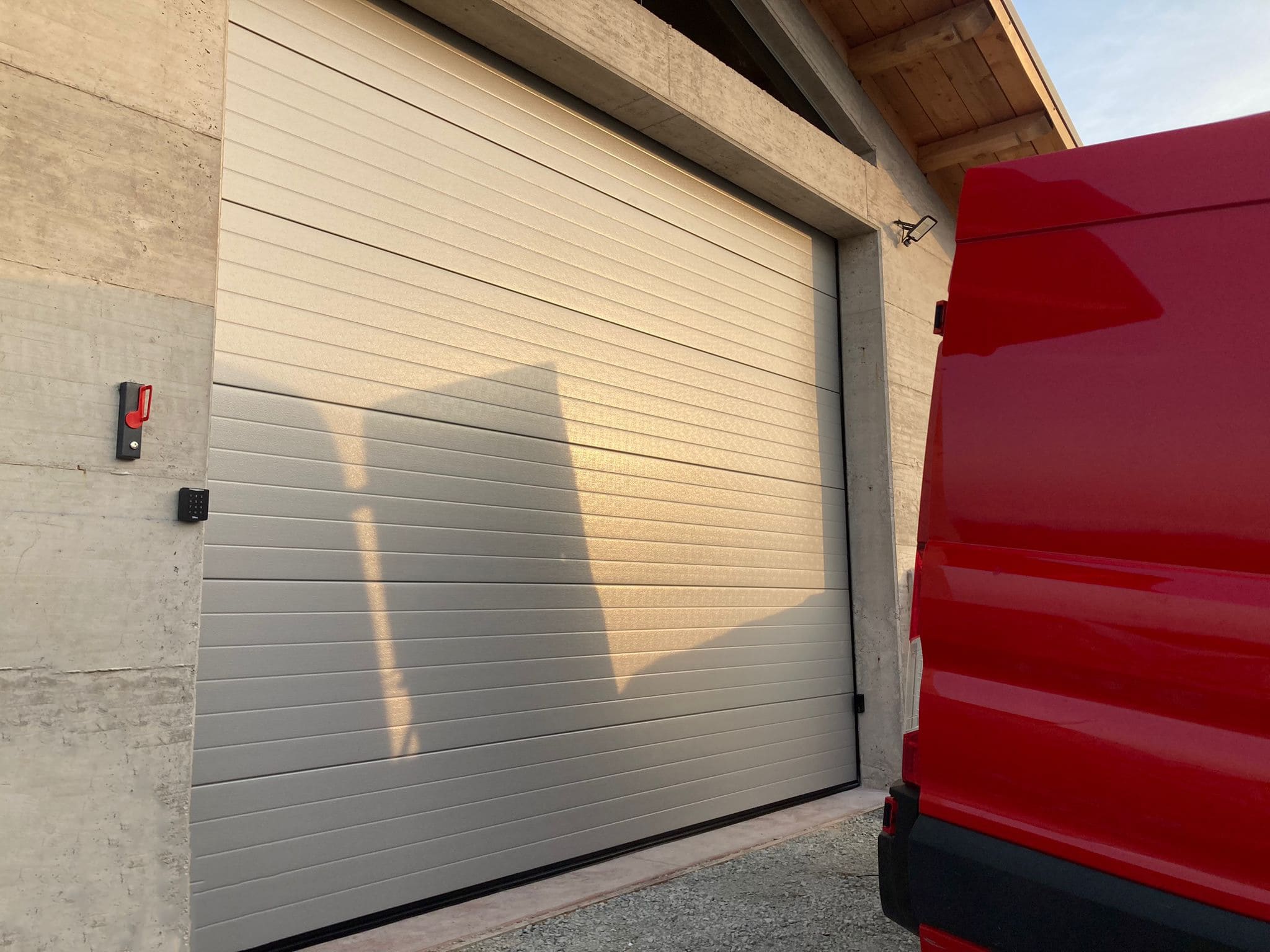 portoni sezionali automatici