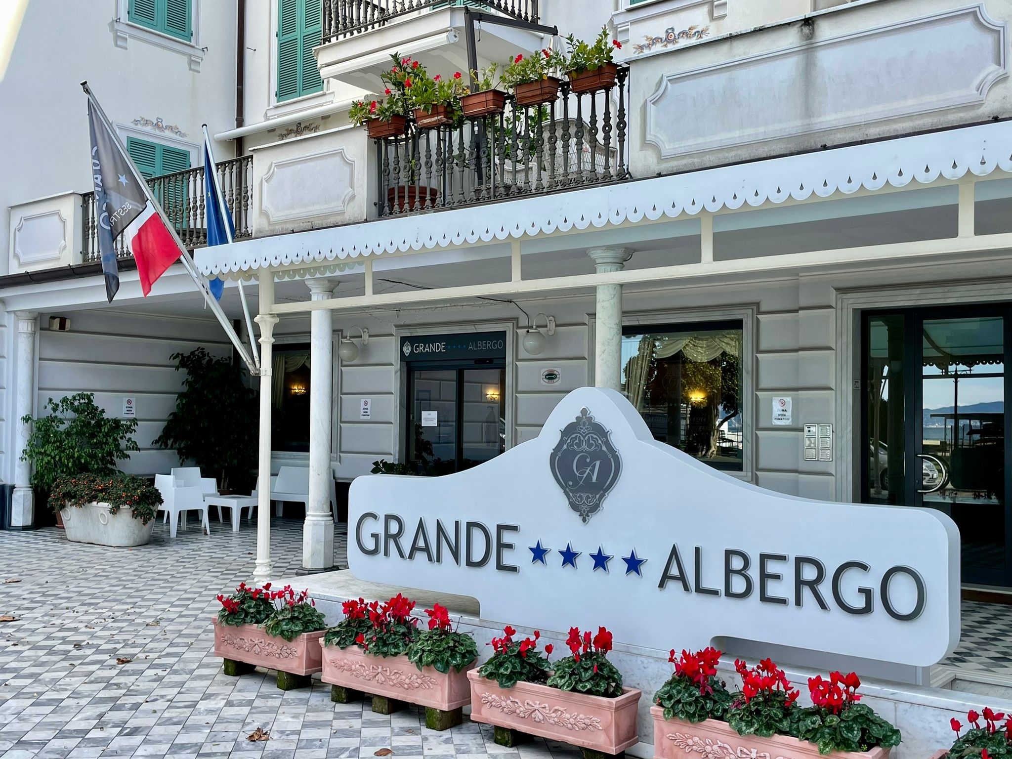ingresso hotel