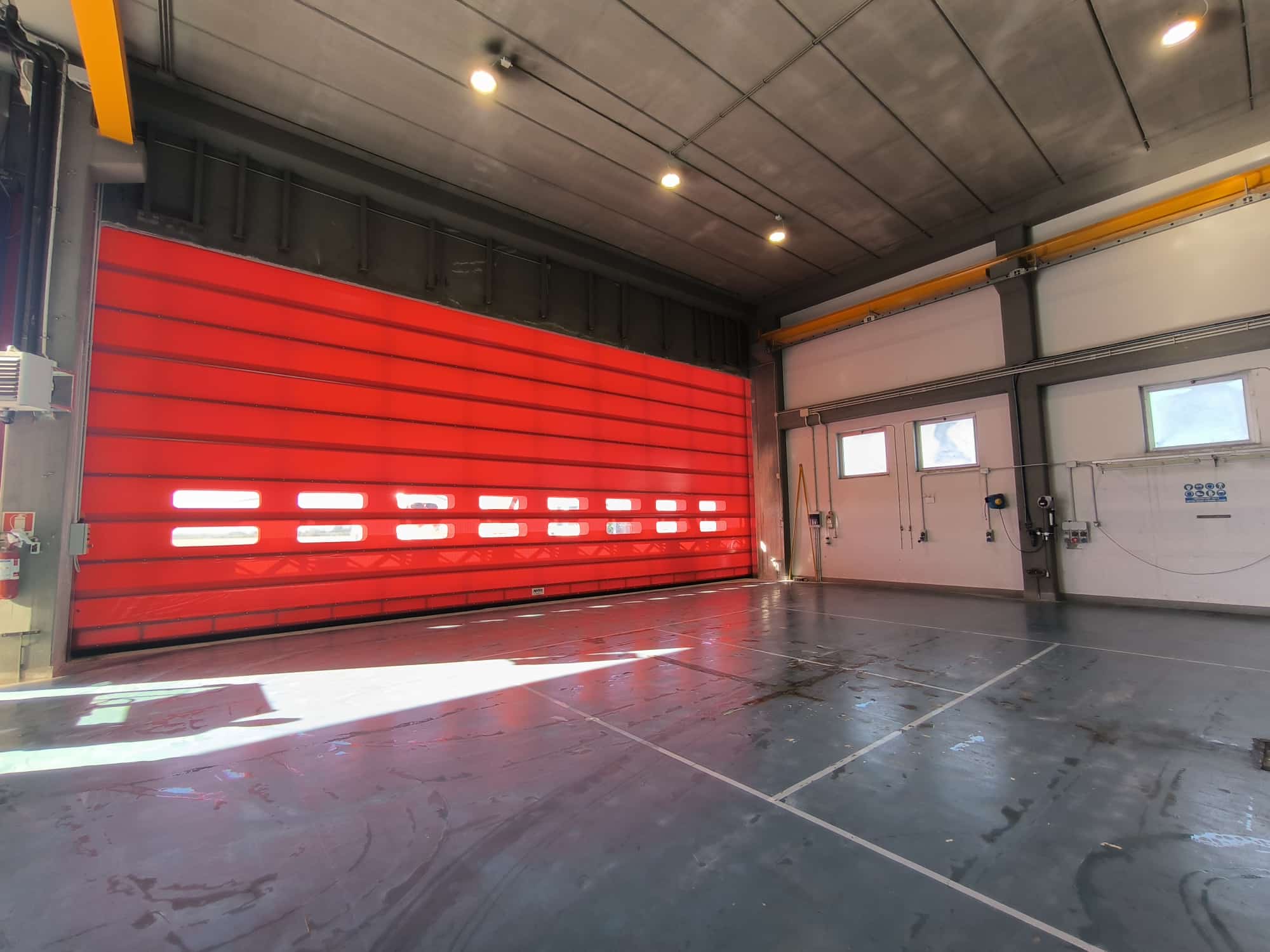 grande porta rapida a impacchettamento di colore rosso
