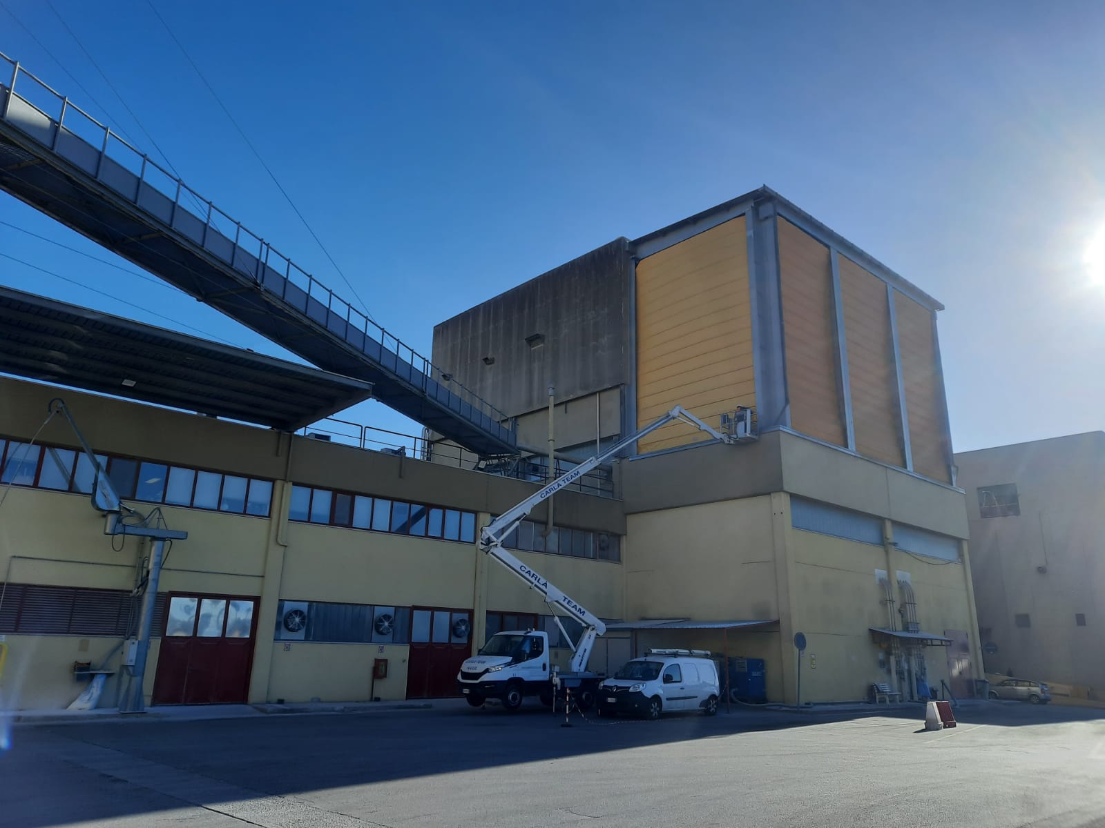 manutenzione porte rapide a 30 metri di altezza