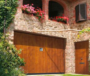 Porte basculanti e porte sezionali Aprico per garage.